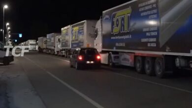 Protesta caro carburante, ripartono i tir. Riforniti i supermercati